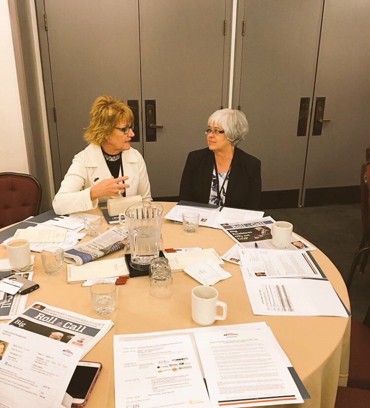 ACEethanol's tweet photo. The gals from @ndcorn strategizing yesterday before their meetings on #CapitolHill #ace16dc https://t.co/OuEI8jCLvQ