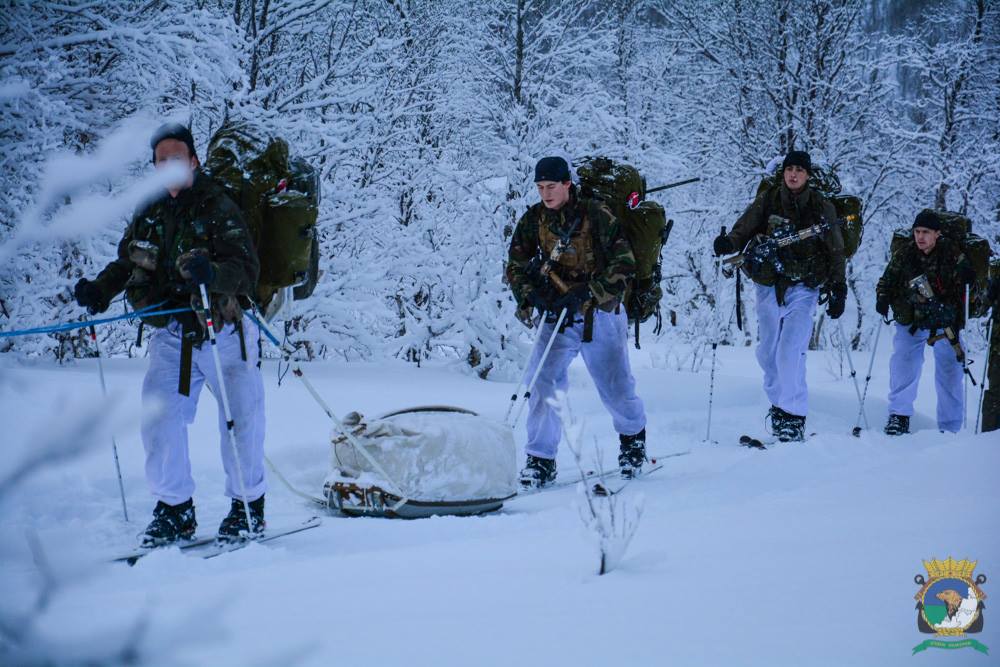 2nd Marine Combat Group Winterdeployment 2016 - Slide Show
mariniers-qpo.nl/mariniers-slid…