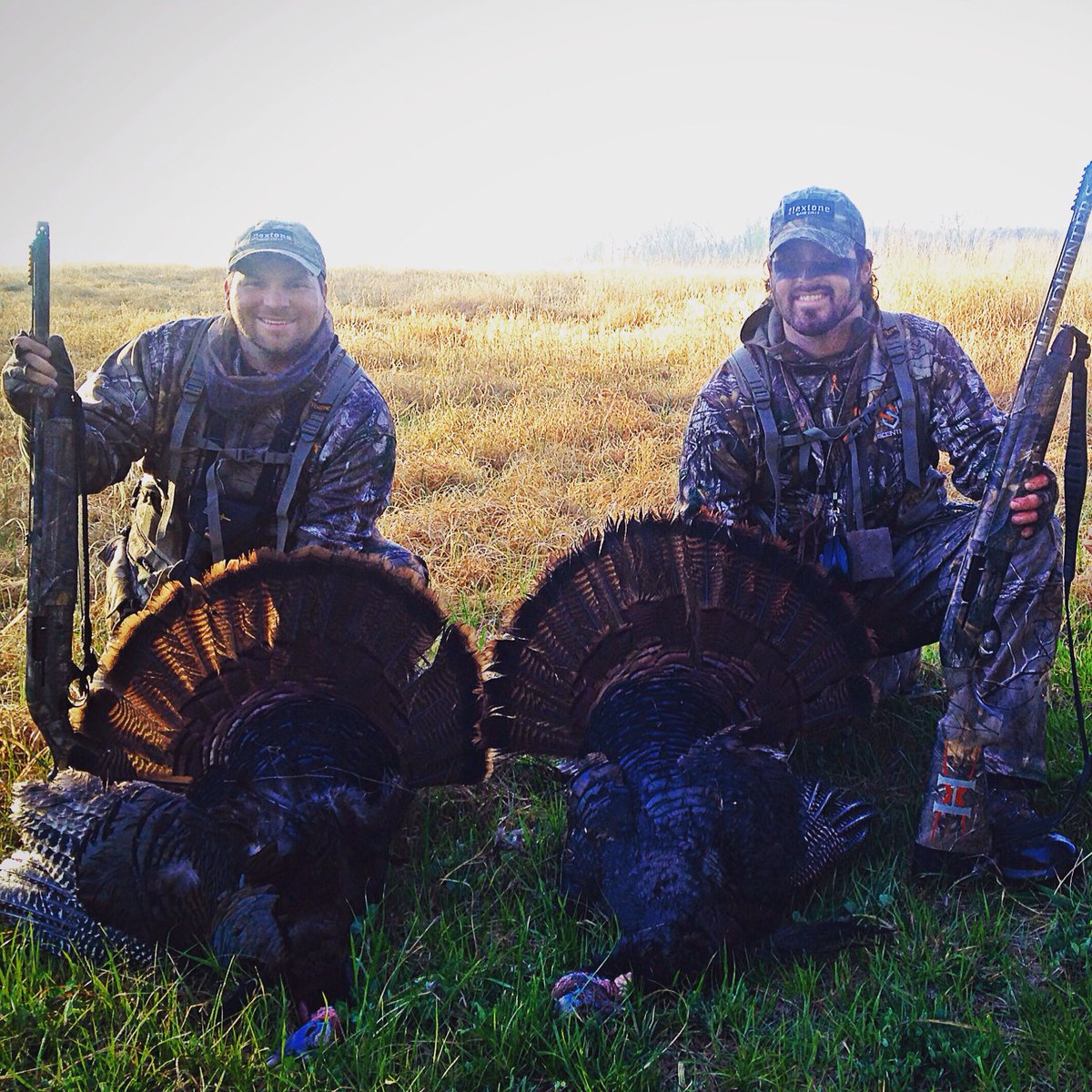 NateHosie's tweet photo. #TurkeysBeFloppin Double down in Kansas! @FlextoneGC @Headhuntertv #RockedEm https://t.co/PtYkU68EJc
