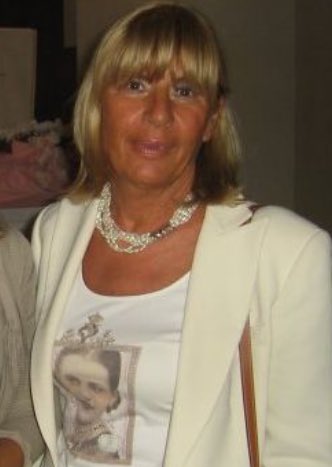 belennnmoreira's tweet photo. Oggi mi sento così 👵🏽 #gemmO #uominiedonne https://t.co/TuzXWwPlhz