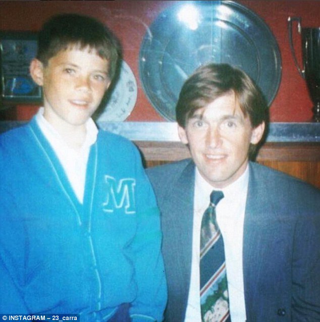 LFChistory's tweet image. A young Carragher meets the king!