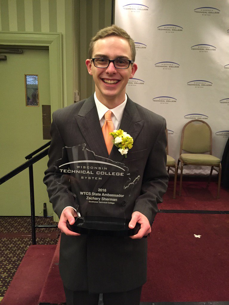 swtc's tweet photo. 2016 State Ambassador for @swtc @ChargerZach #swtcproud https://t.co/epT7oJXD2I