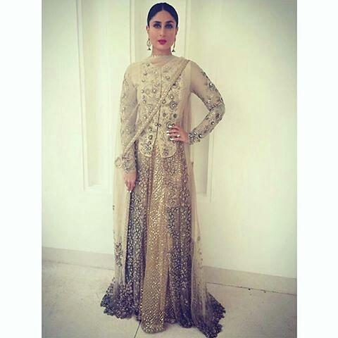 kareenakapoor_w tweet picture