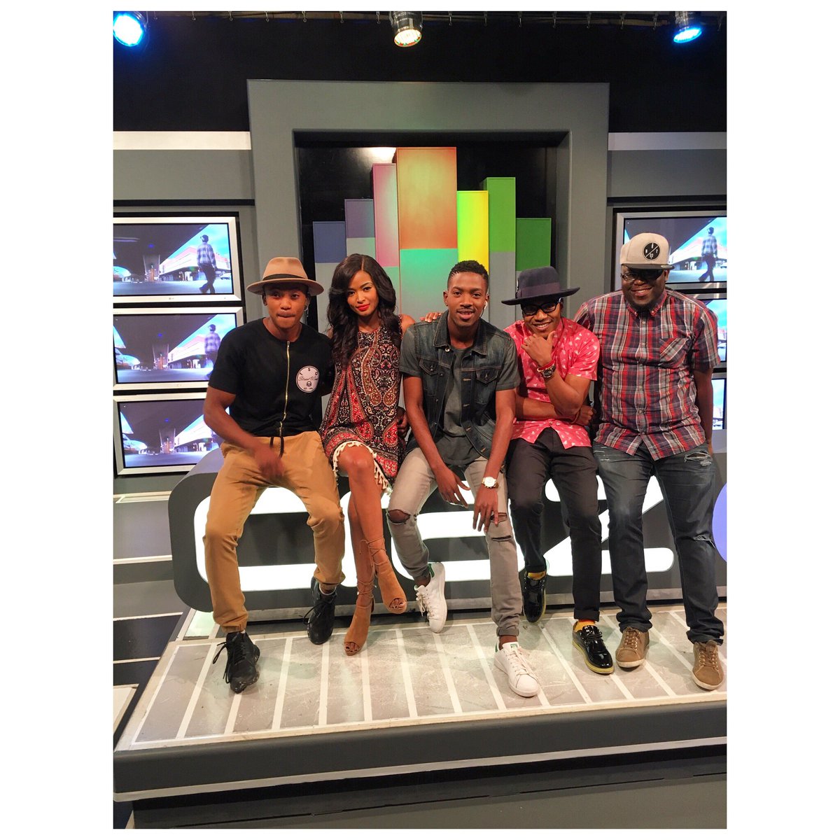Miza_TheGreat's tweet photo. We make LIVE TV look so simple @sbunkomo @ayandathabethe_  @therealnkanyiso @karabomaseko_  #CWL @craze_tv #vumani https://t.co/y2EHIvIQmD