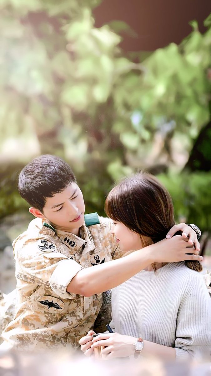 Terima kasih team Descendants of the Sun!!! Gak sia-sia nunggu setahun, &amp; disajikan GEREGET drama macam gini.