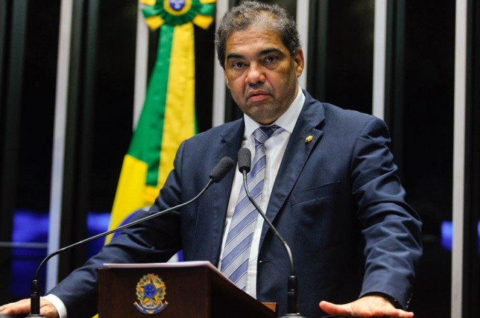 Resultado de imagem para helio jose