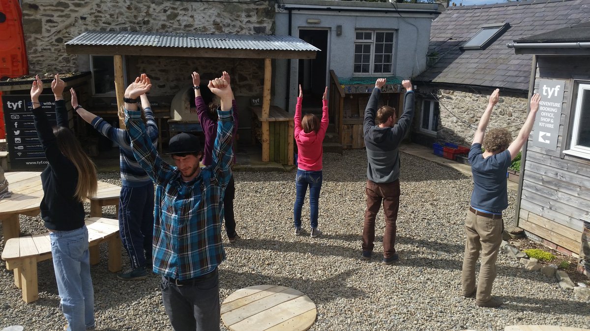 TYFGuides's tweet image. Day 4 of the #beachlifeguard course and everything is coming together. Signals practice #tyfadventure #guidetraining