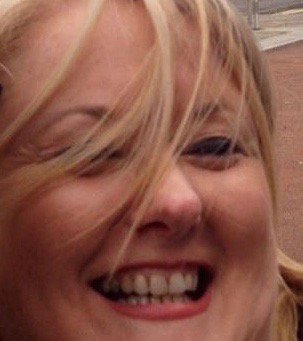 bothwellblonde's tweet photo. posted my #Scotland2016 vote can't tell you who I voted4 but this person has time4everyone even on a windy day #SNP https://t.co/TCu8ZLZjxW