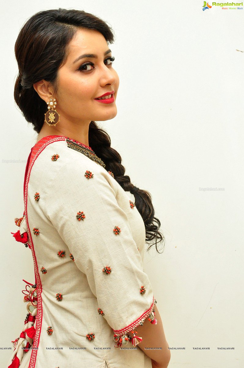Ragalahari's tweet photo. Super Cute #Raashikhanna at #Supreme Audio Launch - More @ https://t.co/oRD0MJEmFL #tollywood #SupremeAudio https://t.co/S2vIgiCbfw