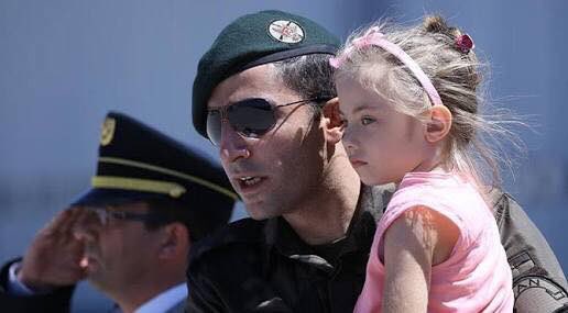 Kelimeler dizilir boğazınıza, ne anlatabilir ne ağlayabilirsiniz. Yaradan aşkına tefekkür, belki anlayabilirsiniz.