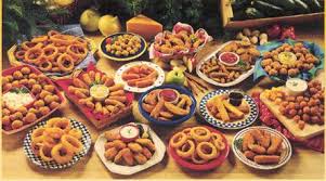 Don't forget we have our brewers frying up food today. Come join us for a pint and a bite. See you soon.