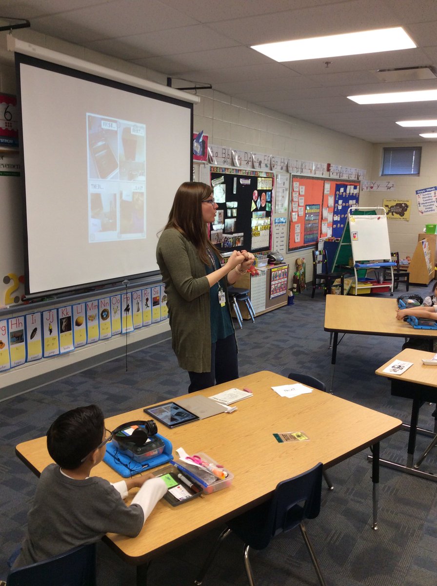 Mrs_E_Taggart's tweet photo. Sequencing  and pic collage with instructional coach  #team512 #teamcomanche @Buffaloes_SMSD https://t.co/AINm5YcOPI