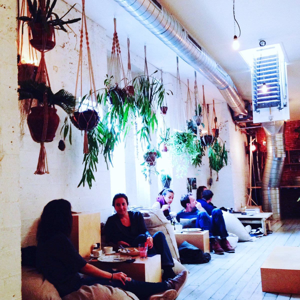Twodazeblog's tweet photo. New hotspot on the blog! https://t.co/pJZUj76cG9 #amsterdam #travel #hotspot #coffee #checkitout https://t.co/cFLYi5FNYp