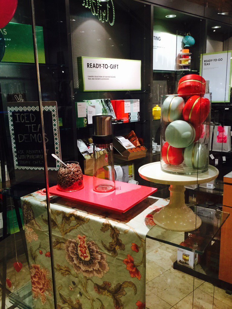 teavana29's tweet photo. @Jessica99983840 @OlgaBiletska @WaterTowerPlace Spring Fling is Here!! #GiftWithPurchase #Matcha #IcedTea https://t.co/iSpGiuy1H4