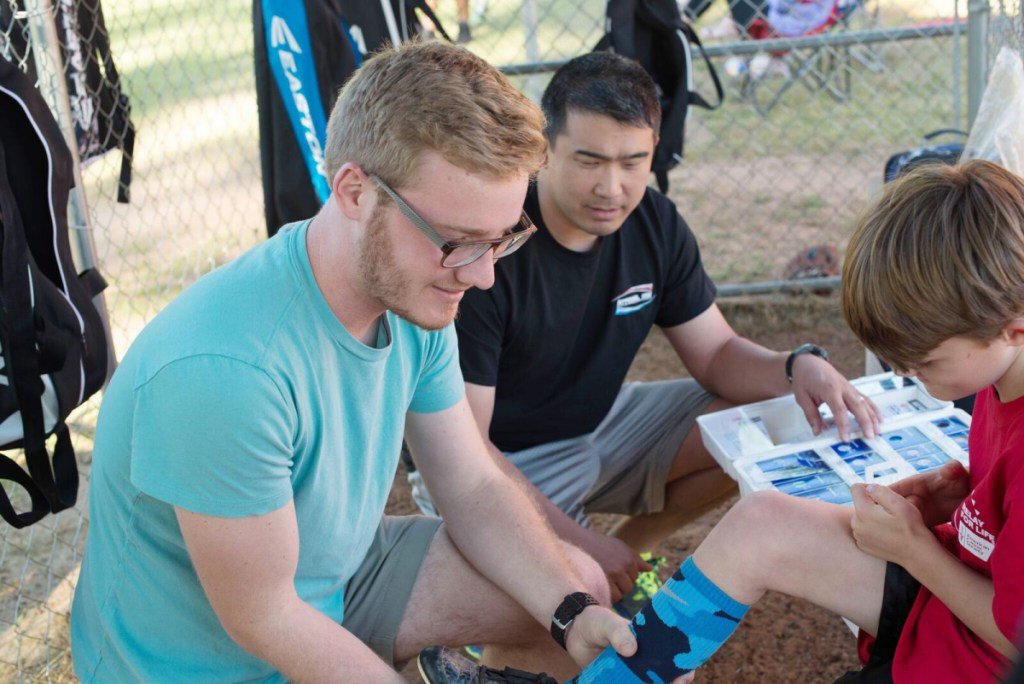 Students Promote Safety, Nutrition Through Local Recreation Sport Leagues engageatgc.wordpress.com/2016/04/14/stu…