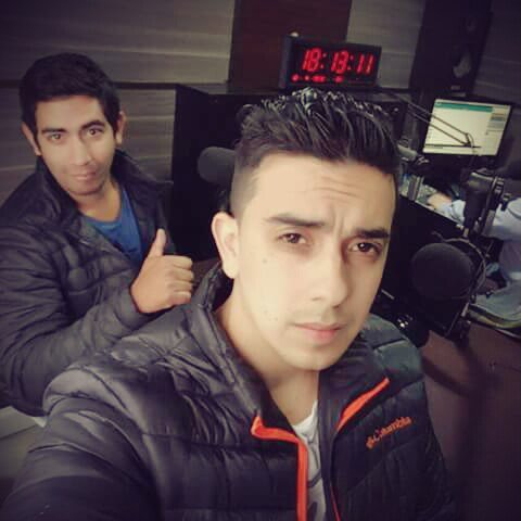 NotaEquis's tweet image. Buen jueves gente!! En estudios de @Radiomiradorfm !!