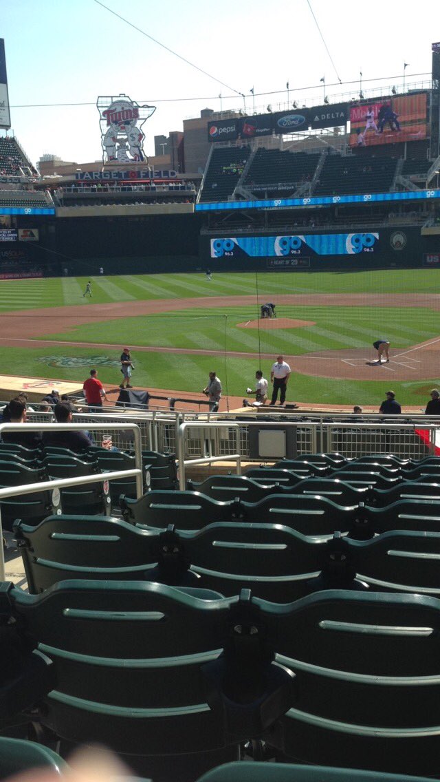 celestetorrey's tweet photo. First of many @Twins games of the year! Couldn't ask for a better day for it either! Now let's get a win! #twinspics https://t.co/RuChbJuGjK