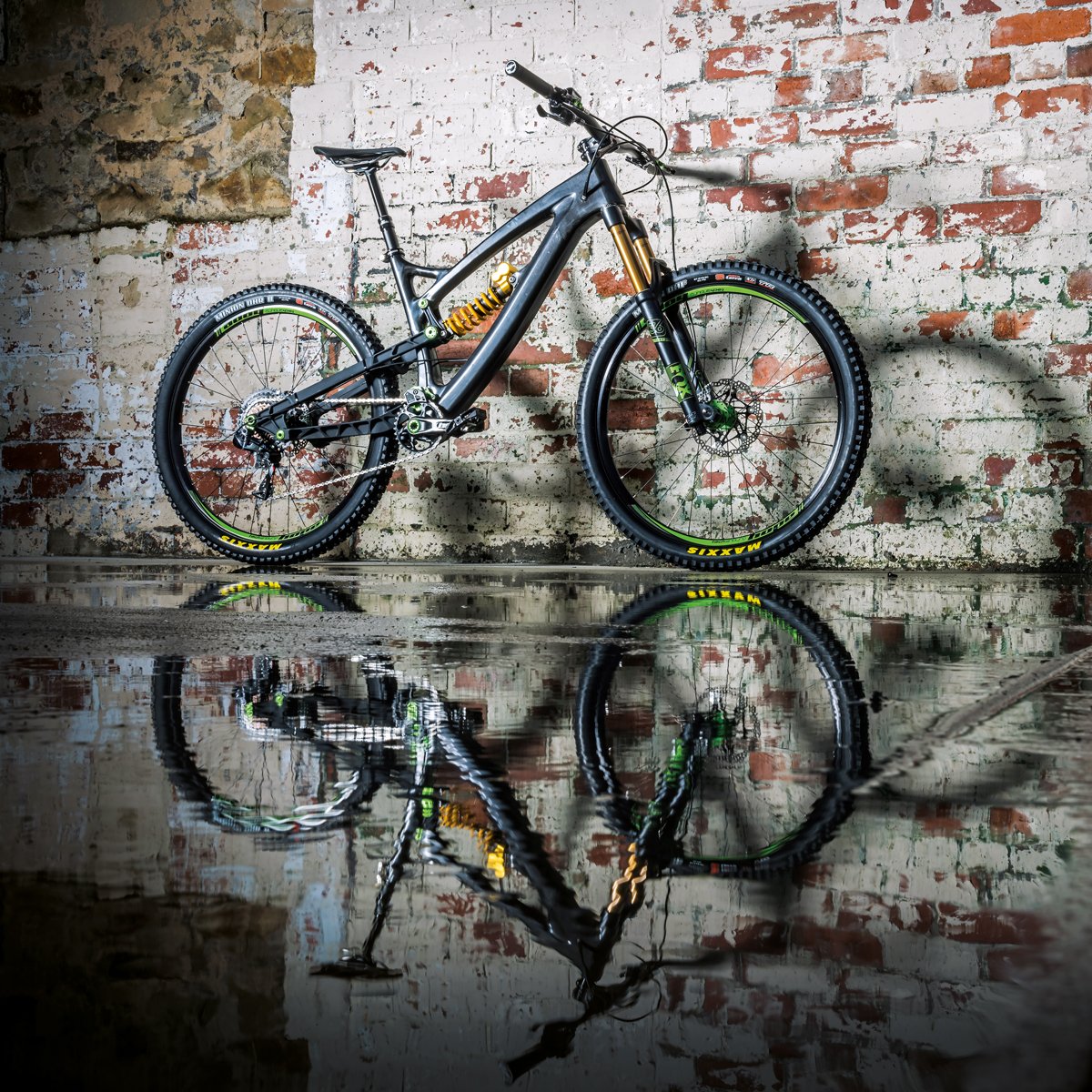 Here it is!!! All the details of our Carbon Bike Project

hopetech.com/hb-211/

#ukcarbon #madeinuk