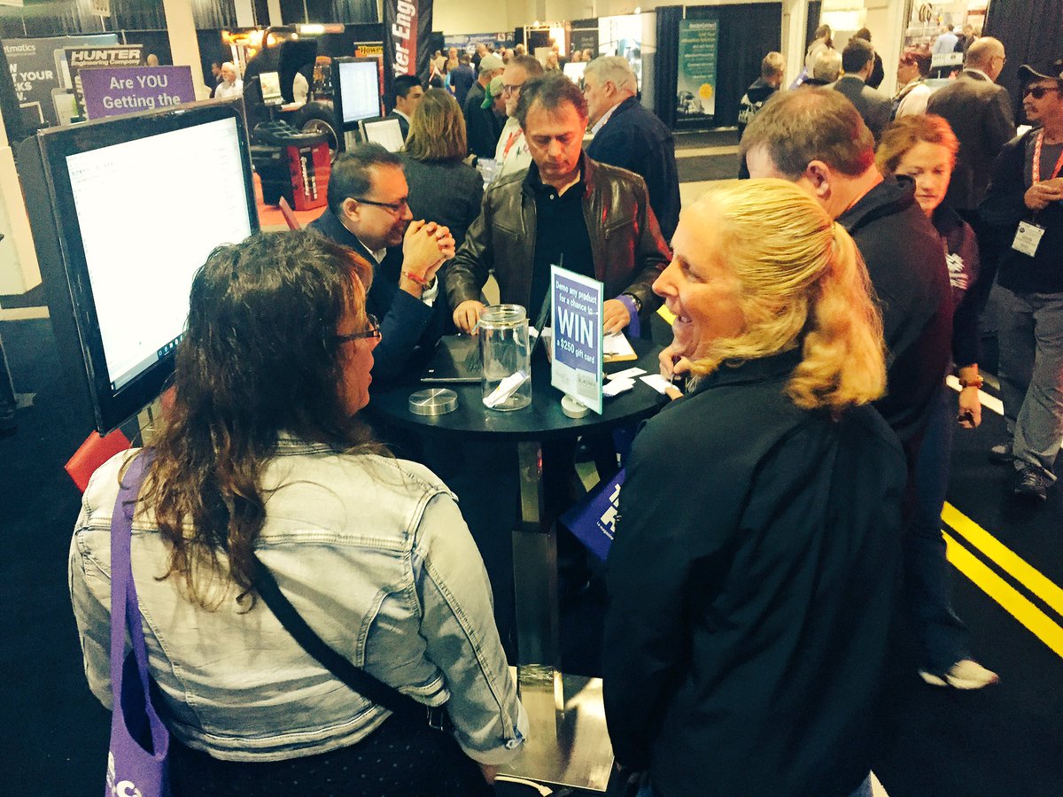 loadlink's tweet image. Demo any product at the #TransCore booth 1535 for your chance to win a $250 gift card! #TruckWorld2016