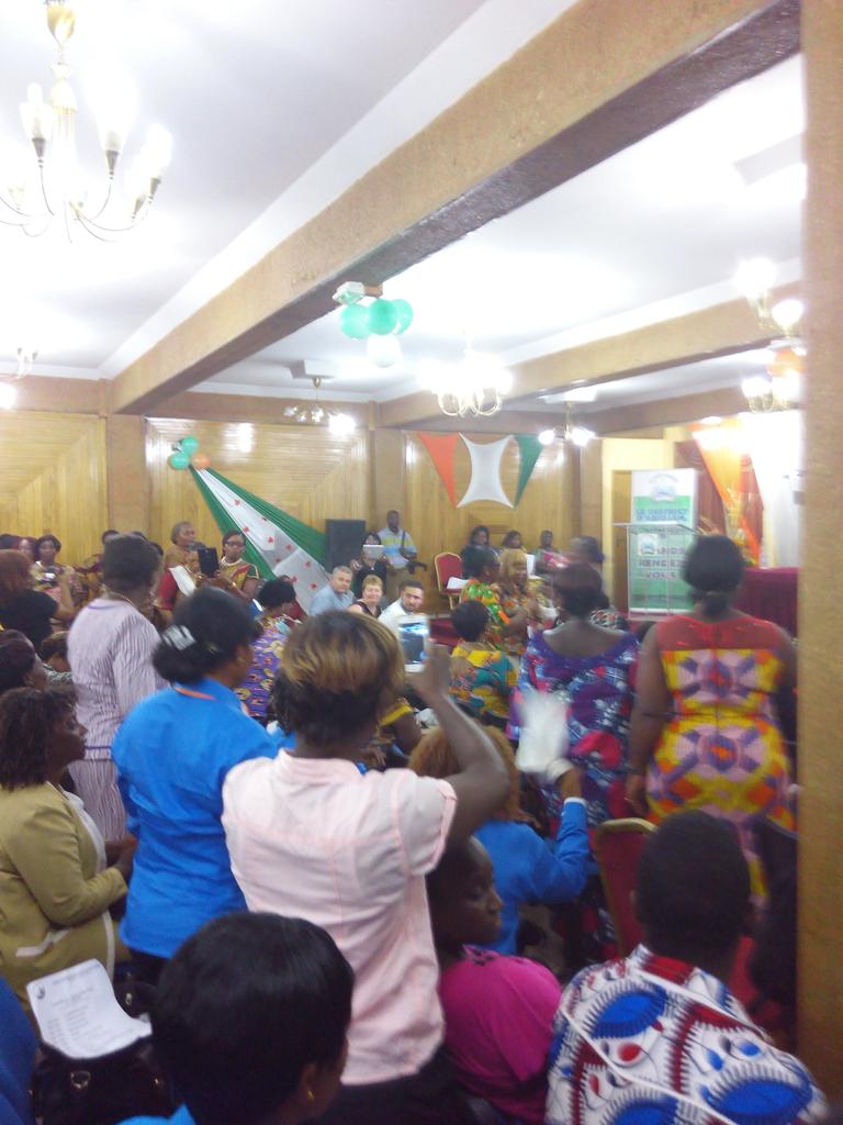 YerfyK's tweet photo. Célébration de la Journée Internationale de la Secrétaire #JIS2016 #DistrictAbidjan https://t.co/Lse6w2Hw3R