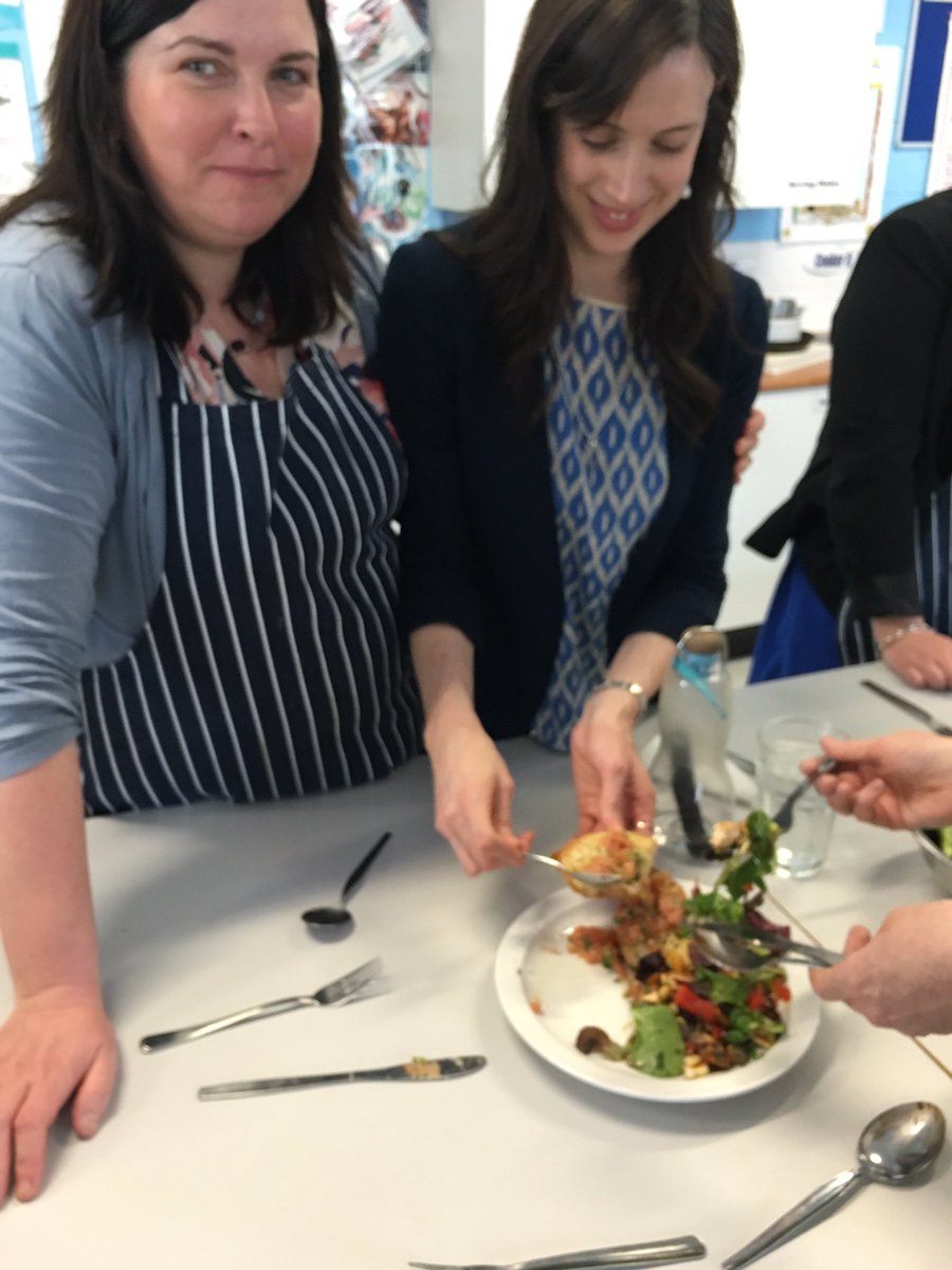 cpsetanta's tweet image. Teachers cooking for fun #meithealweek