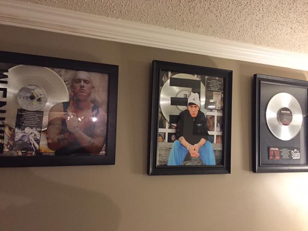 MathersTR's tweet photo. Eminem'in Aldığı Platinum Albüm ödülleri . https://t.co/JLJMQ5bBpT