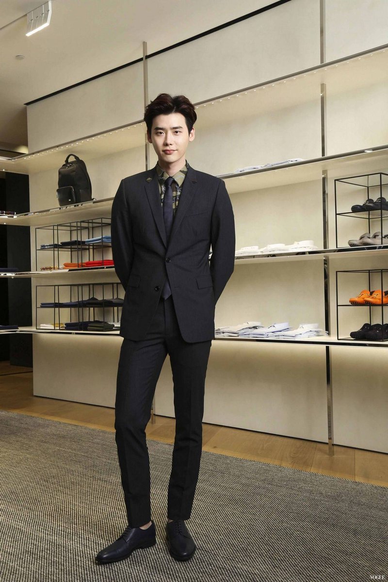 MeanNie_Model's tweet photo. #leejongsuk [Dior homme event at Taiwan] https://t.co/5sd1w2yos4