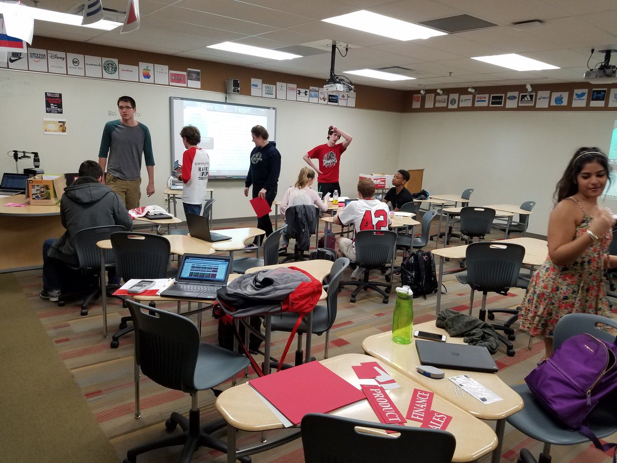 NeubauerNCHS's tweet photo. Entrepreneurship Trade Show Prep @HawkBandz @redhawkraglans @HawkSocks #203pride https://t.co/oopgcvdVF8