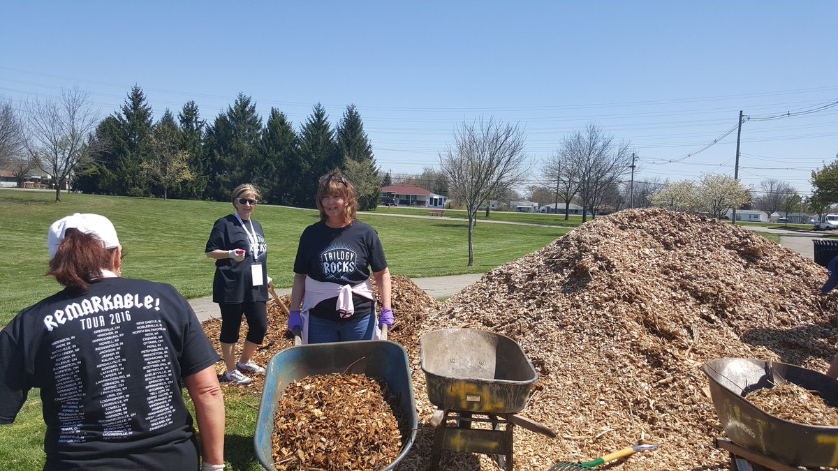 cindy_peebles's tweet photo. #trilogyrocks #roadtoremarkable making a difference https://t.co/Eh2M9M2y0d