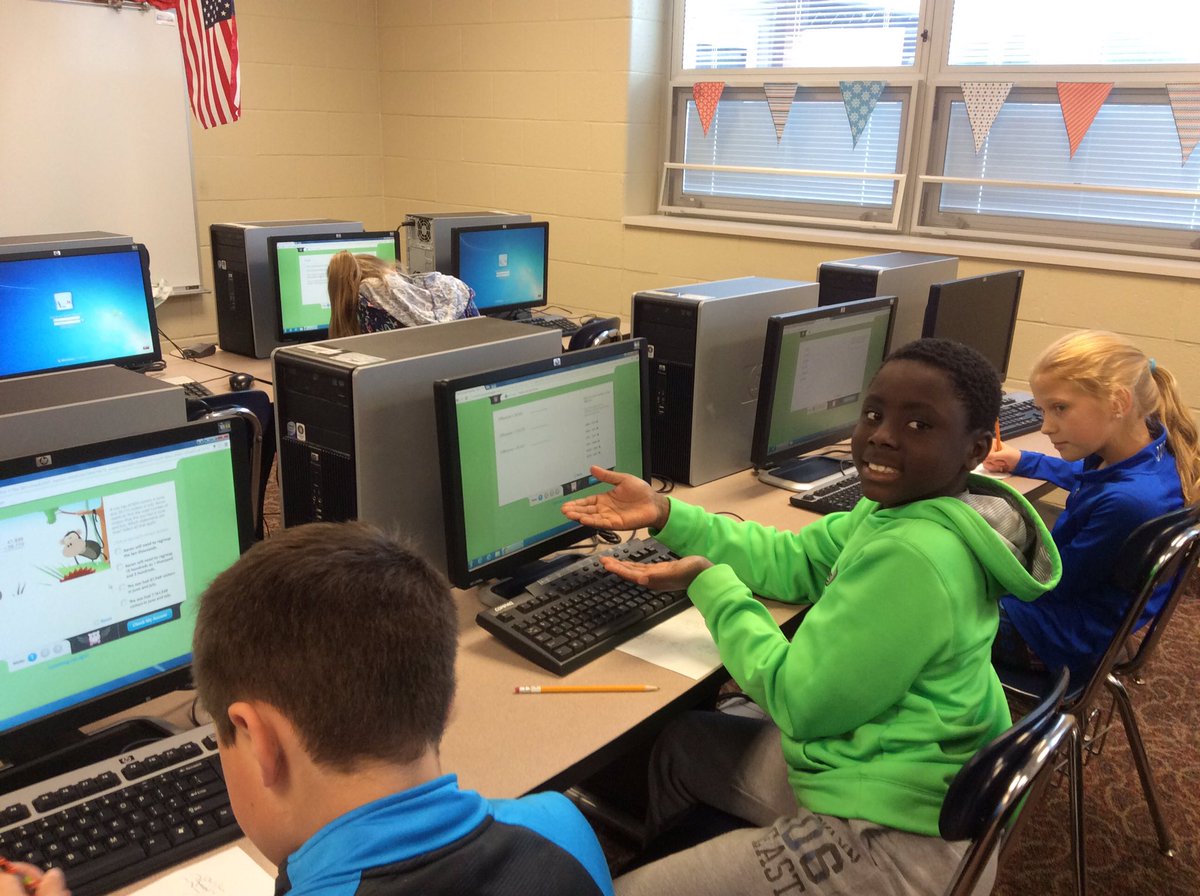 SernaDebby's tweet photo. Farmersville students use Waggle to prepare for ISTEP. #INeLearn #MVeLearn @MSDMVIS @williamastein #Waggle https://t.co/RUekYvXFsY