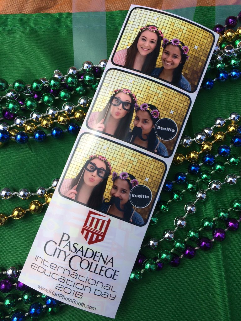 PathwaySY's tweet photo. Check out the photo booth we have in the International Education Day in the Quad! https://t.co/CLuOLV6xr3