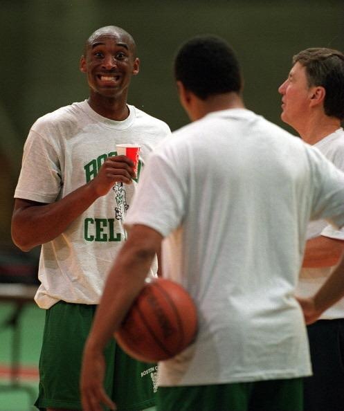 Duane_Wayne's tweet photo. RT @THRONExyz: Kobe Bryant's Pre-Draft workout for the Boston Celtics in 1996. #THRONEThrowback https://t.co/Cei4DW5M4c