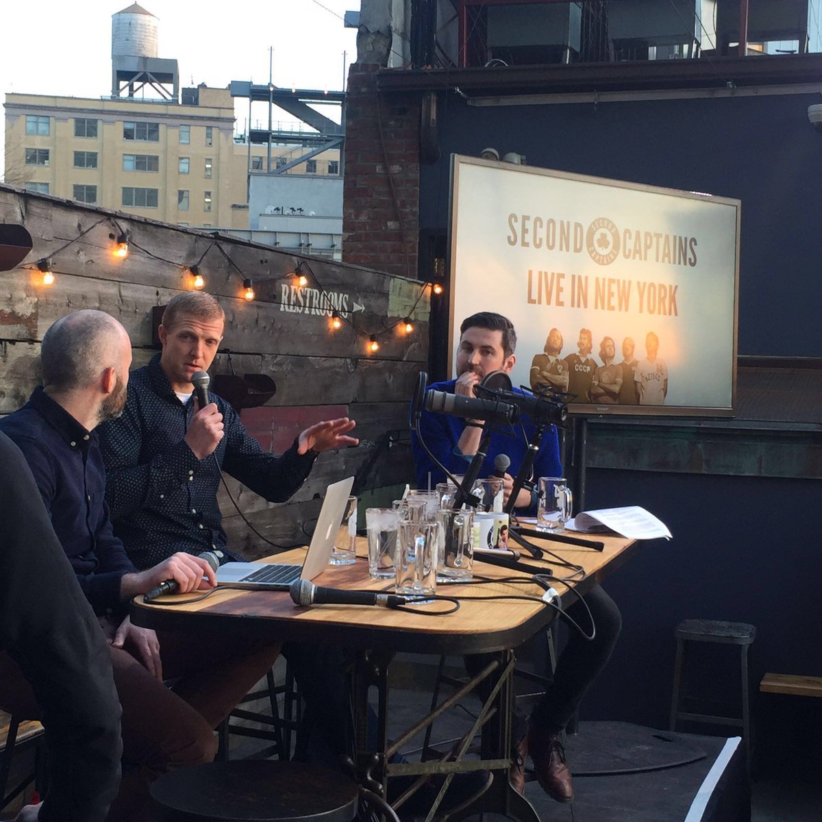 .<a href="/ShefflinHenry/">Henry Shefflin</a> <a href="/AndyLeeBoxing/">Andy Lee</a> + John Duddy from <a href="/Brassmonkeynyc/">Brass Monkey</a> - Big slice of big apple at irishtimes.com/secondcaptains