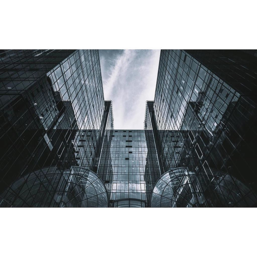 dephreq's tweet photo. Obsessive 🔃 #London #LowLightLeague #shoot2kill #streetdreamsmag #illgrammers #exploreever… https://t.co/AQXVT6DZha https://t.co/S3Zz8dAfvR