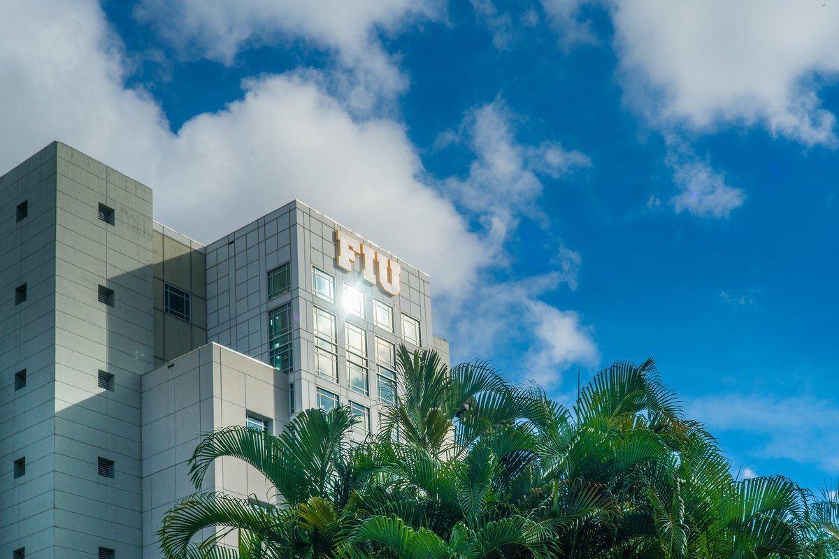 FIU's tweet photo. What's new at FIU: https://t.co/sNSBUwGUvl #FIUsuccess https://t.co/5lOd2zUJsi