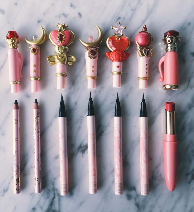 I need like all of this in my life right meow. I'm so cereal. #sailormoon https://t.co/1QVkdbth3W<a href="/tag/sailormoon"class="tags"><span>#sailormoon</span></a>
