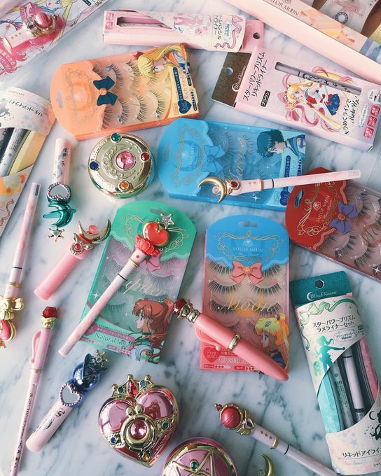 I need like all of this in my life right meow. I'm so cereal. #sailormoon https://t.co/1QVkdbth3W<a href="/tag/sailormoon"class="tags"><span>#sailormoon</span></a>