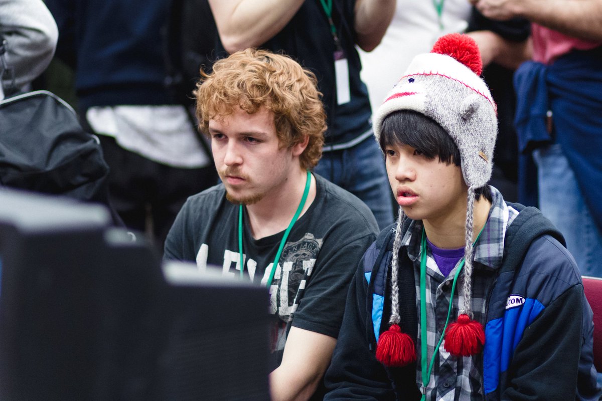 tempusrob's tweet photo. TBT: Oldschool PewFat #Apex2012 https://t.co/SnRRBrGrRZ