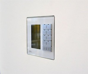 HDL_UK's tweet photo. Did you know you can flush mount your HDL keypads? https://t.co/MAfzvUFHqo @WallSmart_Ltd https://t.co/tRU6TmR3Sf https://t.co/naSwuspgS6