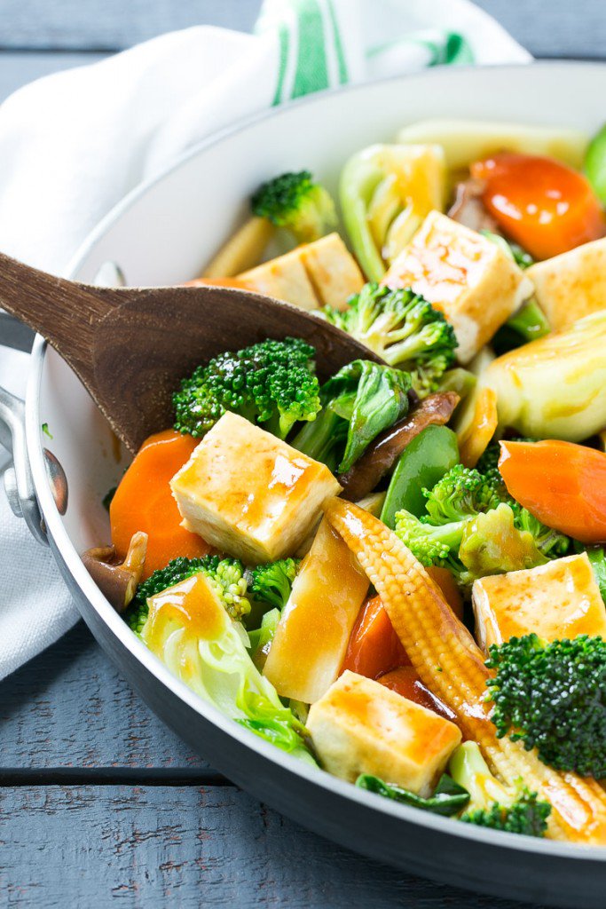 SocietyCulinari's tweet photo. This #Savory #BuddhasDelight #TakeoutRecipe is #easy &amp; #ReadyIn30Min! via @Dinneratthezoo https://t.co/NciN2NtqcH https://t.co/sKnVrPbdWK