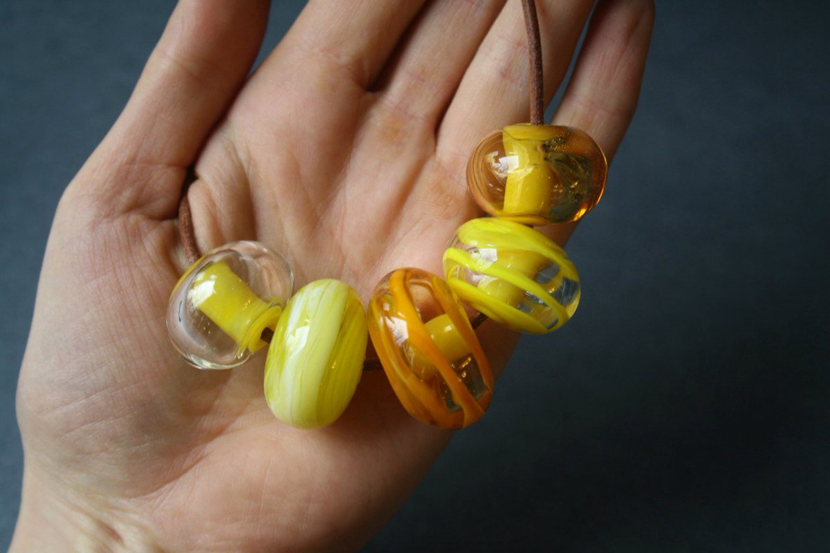 Like_A_Glass's tweet photo. Necklace thick-walled hollow YELLOW beads.
https://t.co/JEAPwAJe4R via @Etsy
#Glass #Yellow #necklace #spring https://t.co/pSJ1Qyd5eH