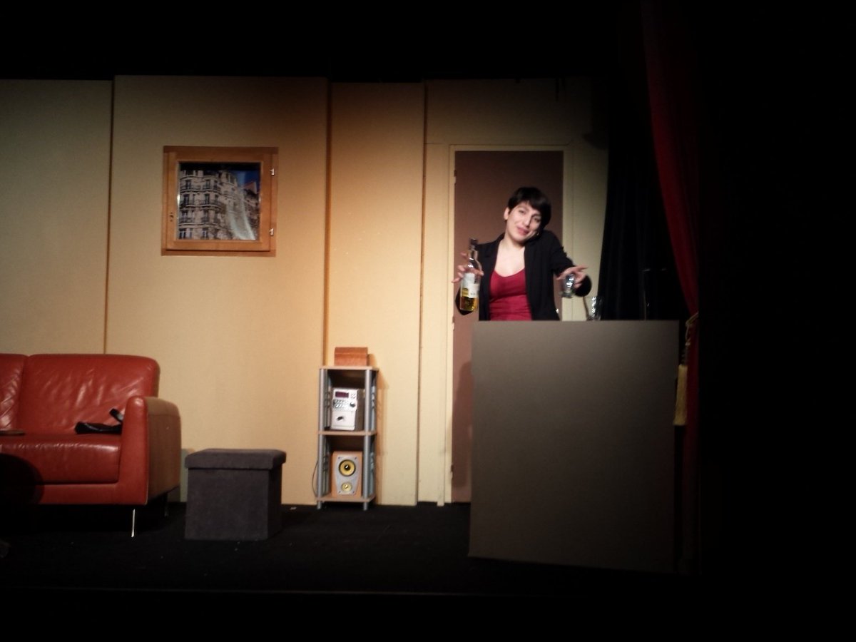 ndemontgolfier's tweet photo. Première de "On ne partage pas le jackpot" ce soir au théâtre du @RisCochet https://t.co/0RLNbaKmr0