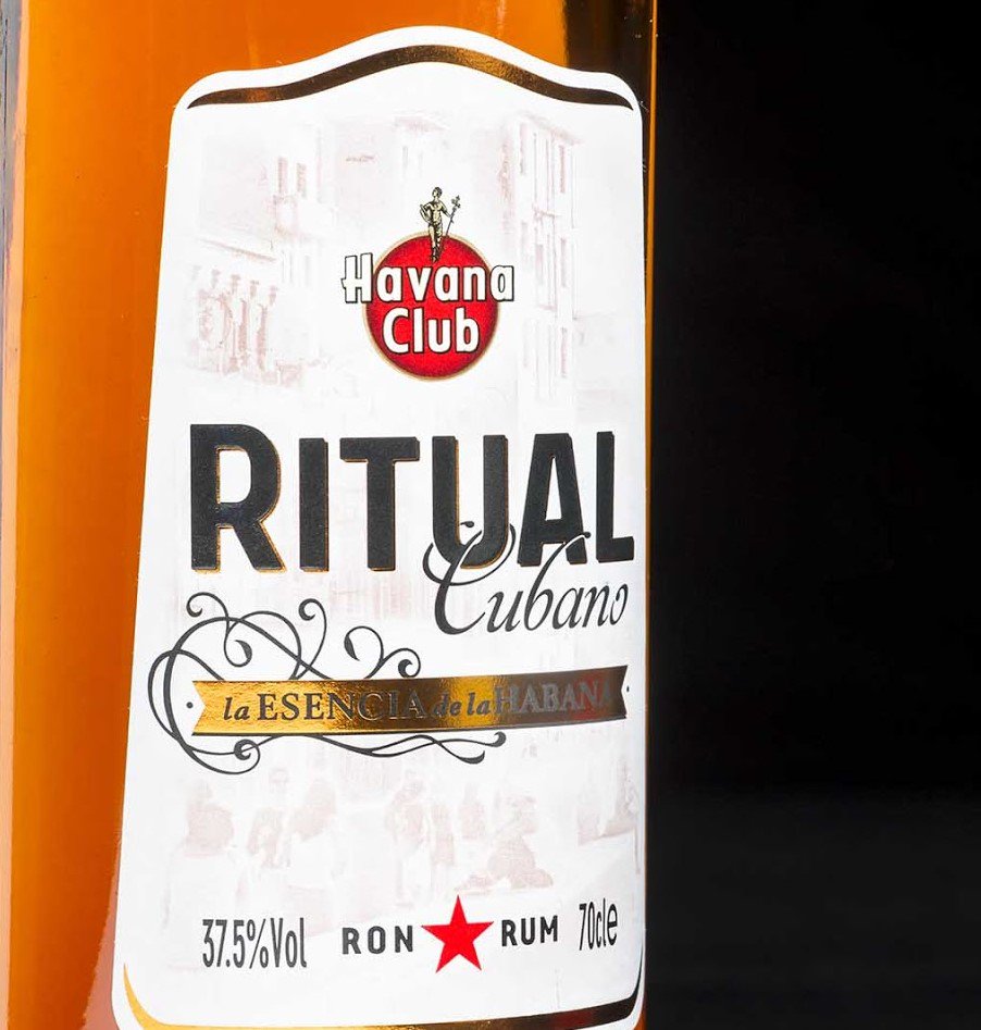 SomosReliate's tweet photo. ¿¿Algo más apetecible que una copa de @RonRitual y de fondo la música que más nos gusta?? #Reliate #Ronfunding https://t.co/Tt9PKRKv1b