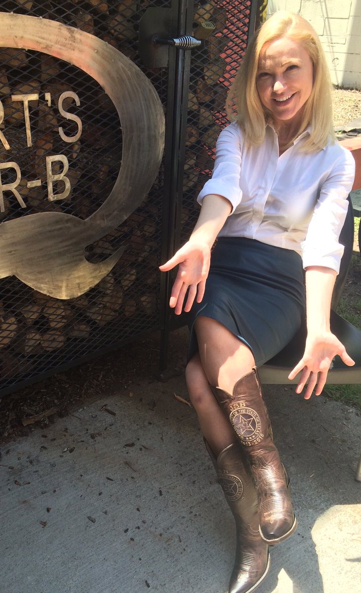 JeffBoydTX's tweet photo. For 3yrs of hard labor, @melissadavisTX finally got her #JSBBoots! @Lucchese1883 @AllensBoots @cowboyboots @BertsBBQ https://t.co/EEmgF3fVsl