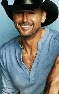 celebrityDILFS's tweet photo. Tim McGraw https://t.co/KO4m2tlxze