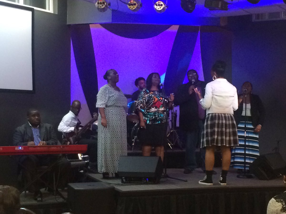 UsmLighthouse's tweet photo. Collective Praise of Hattiesburg, MS #TNL @EClarkIII @KBSpeaks_ @CBreezy_15 @JericcoL_Davis @IYDCCM @iydcogic https://t.co/WiDxntwDCm