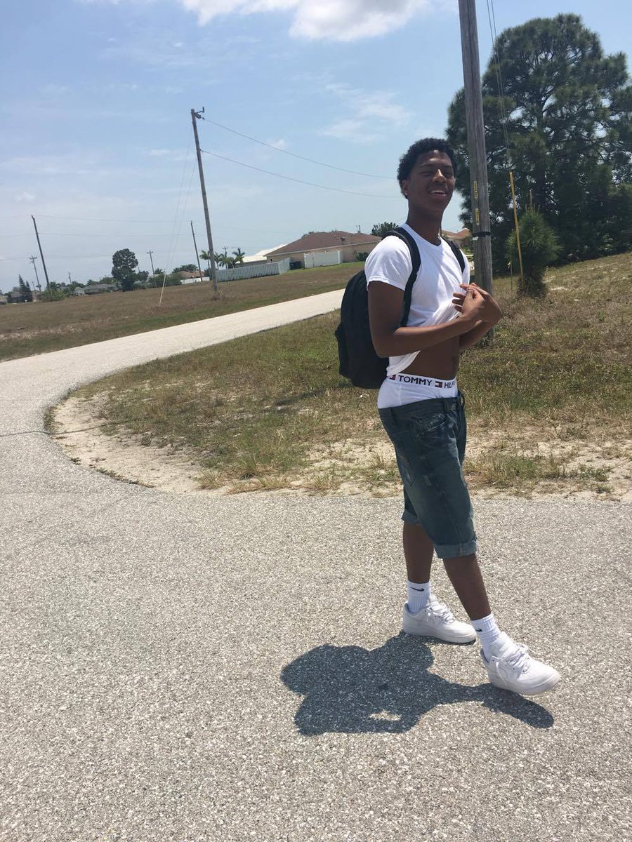 ____Champ____'s tweet photo. :/ https://t.co/nlKYFqxev2