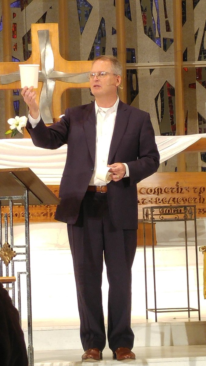 Sallison948's tweet photo. #PAUMCS2016 Rev. Adam Hamilton speaking at 1st United Methodist Church Wichita. https://t.co/uJIVvacc5d