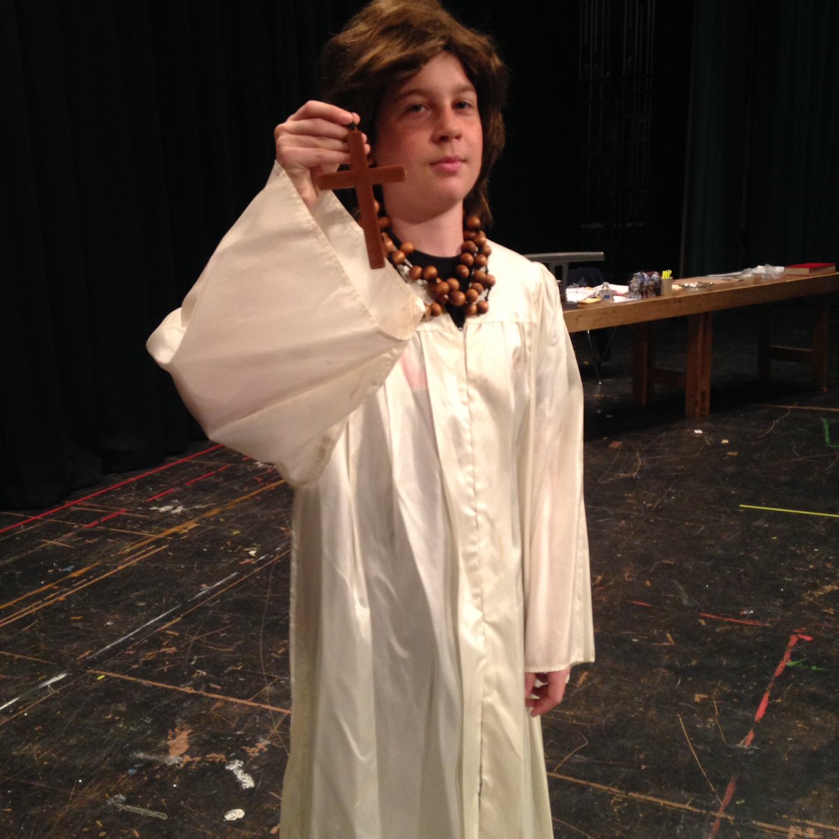 yikes_nicole's tweet photo. How short is Jesus? Find out at the 25th Annual Putnam County Spelling Bee 🐝 April 21 &amp; 22 @ 7pm #LifeIsPandemonium https://t.co/fpm95DNryK