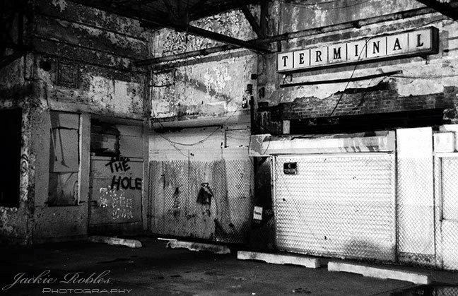 Saucy_Images's tweet photo. Archive: Old Journal Square Terminal, Jersey City, NJ - 2002 https://t.co/3EKmECiRuV